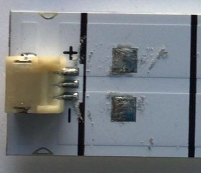 KIT DE LEDS PARA TV HISENSE ORIGINAL / INCOMPLETO SOLO 3 PIEZAS / NUMERO DE PARTE LB5009R V0 / HD5000Y1U91-T0L2 / 2021030801 / 1250837 / PANEL HD500Y1U91-T0L2\GM / MODELO 50R6G / KIT CONSTA ORIGINALMENTE DE 4 PIEZAS - Imagen 2